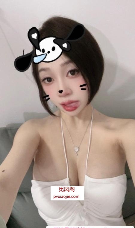 制服诱惑小静儿