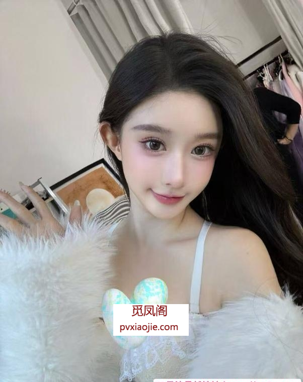 网红款高颜值小妹