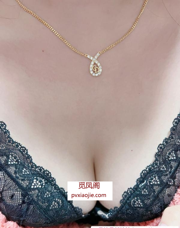 瑜伽熟女身材热辣