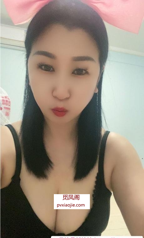 包夜大胸轻熟女