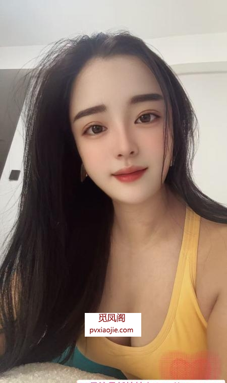 体验瑜伽老师丽莎
