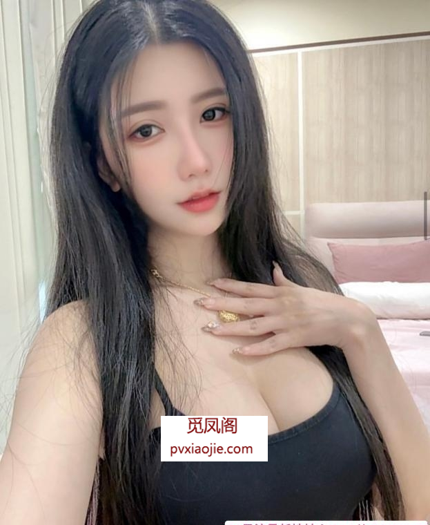 可爱丰满大波妹