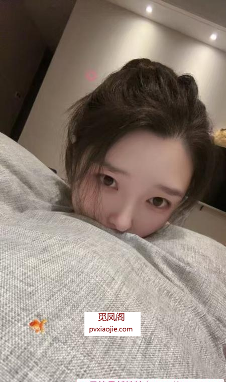 三点粉颜值身材天花板