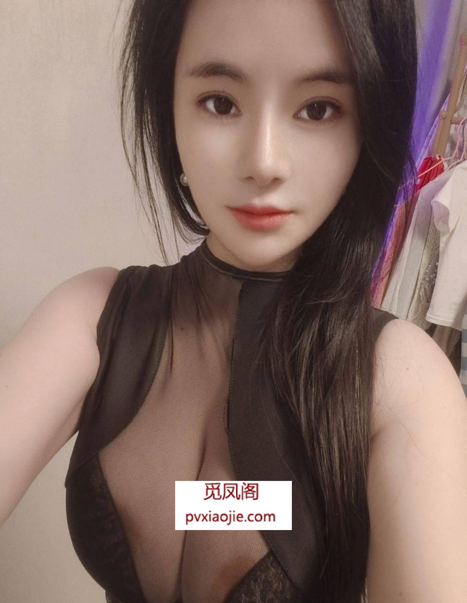 大奶欲女李柏朴