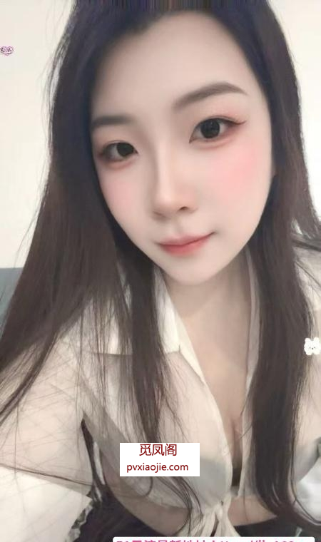 白丝高跟长腿学妹