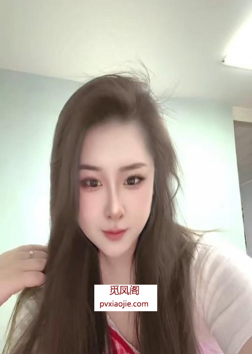 高颜值三通大胸妹妹