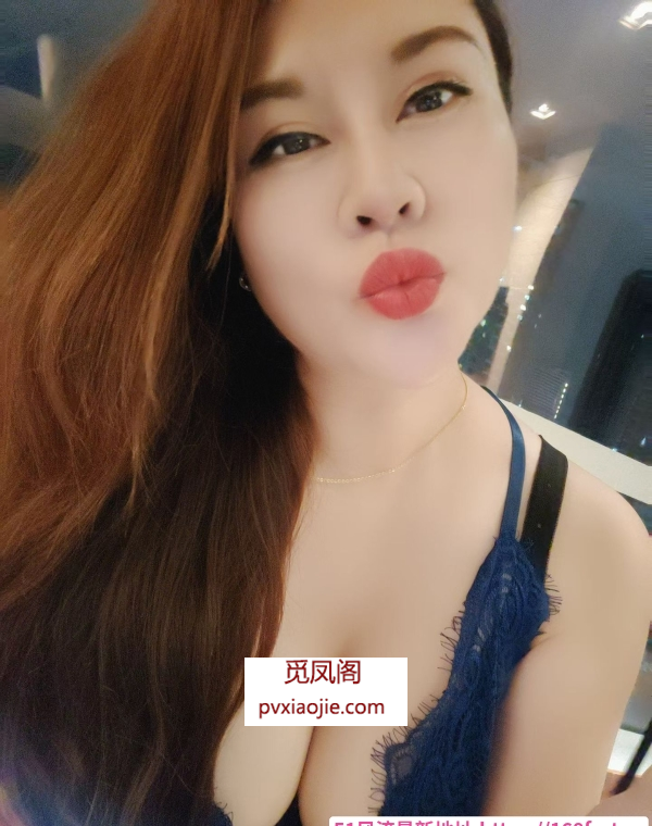 东北肥美淫奶妹子