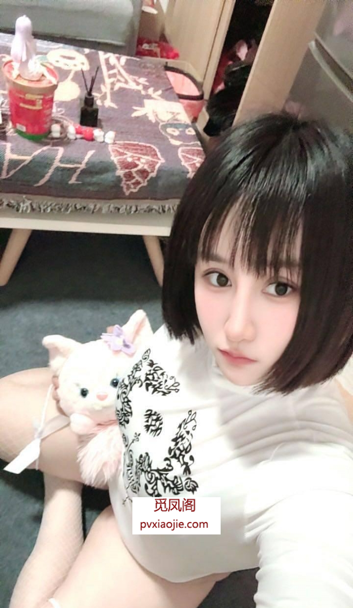 BBW杨杨巨臀粗腿