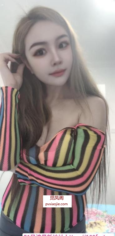 浦东混血儿伊娜